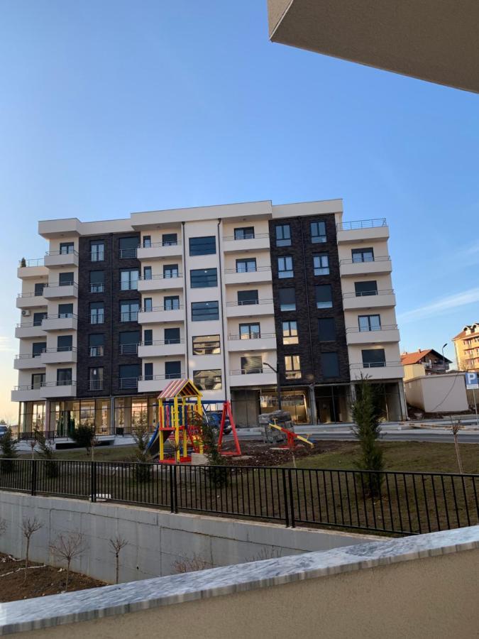 פרישטינה Plis Apartments 'Prishtina' מראה חיצוני תמונה